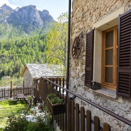 Mini-hôtel Visaisa Taverna & Foresteria