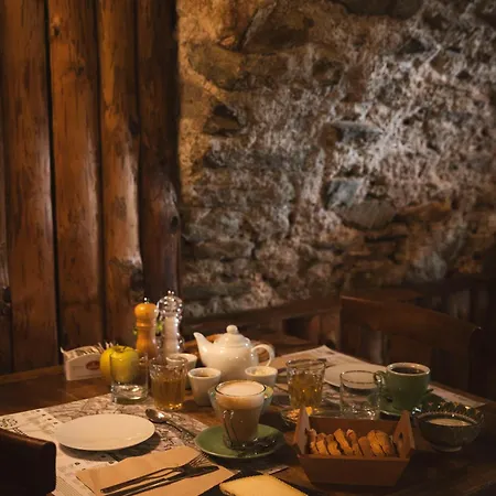 Mini-hôtel Visaisa Taverna & Foresteria