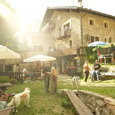 Visaisa Taverna & Foresteria *