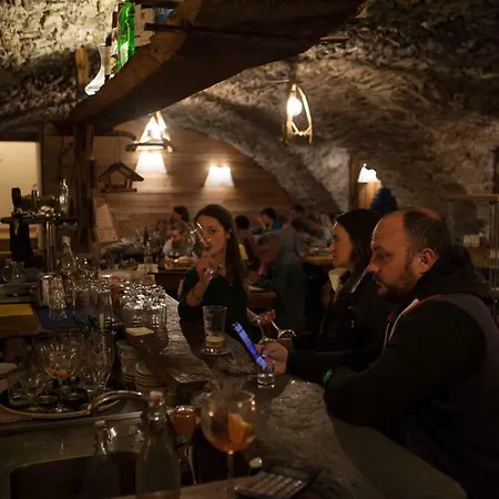 אורחן Visaisa Taverna & Foresteria אצ'ליו